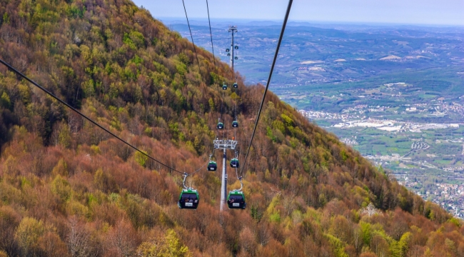 Kartepe Teleferiği 114 bin kişiyi zirveye taşıdı