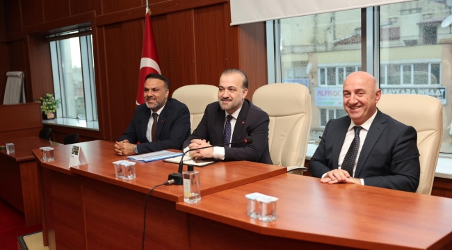 Ak Parti İl Başkanı Şahin Talus, Darıca'da Başkan Bıyık ve meclis üyeleriyle buluştu