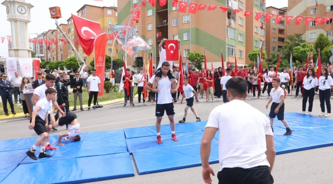 Çayırova'da 19 Mayıs coşkusu