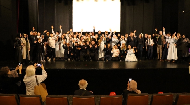 Cemil Meriç öğrencilerinden muhteşem performans