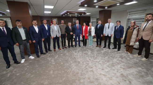 Darıcalı muhtarlardan Büyükakın'a ziyaret