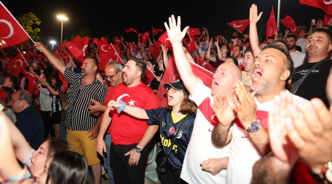 Milli takımın çeyrek final heyecanı Darıca sahilde yaşanacak