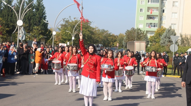 Çayırova'da Cumhuriyet Bayramı coşkusu