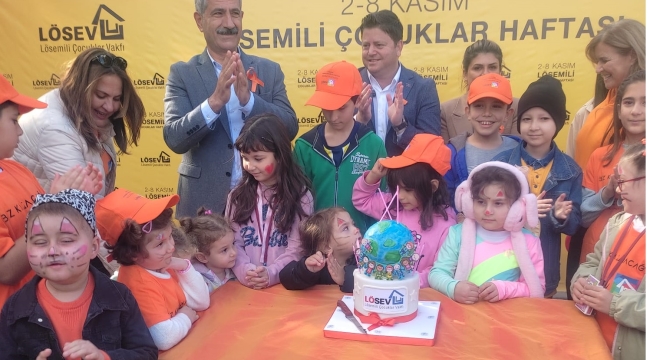 LÖSEV 'Lösemili Çocuklar Haftası ',son etkinlikleri Kadıköy Özgürlük Parkı'nda yapıldı...
