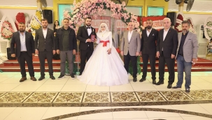 Sarı, Poyraz ve Çelik ailesini mutlu günlerinde yalnız bırakmadılar