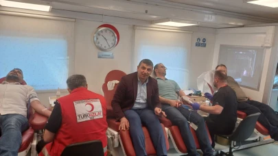 Öğrenciler, velileri kan bağışına ikna etti!