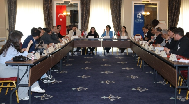 Büyükakın: Romanlar azınlık değil bu memleketin asli unsurudur