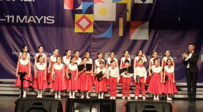 Büyükşehir Çocuk Korosu gururlandırdı