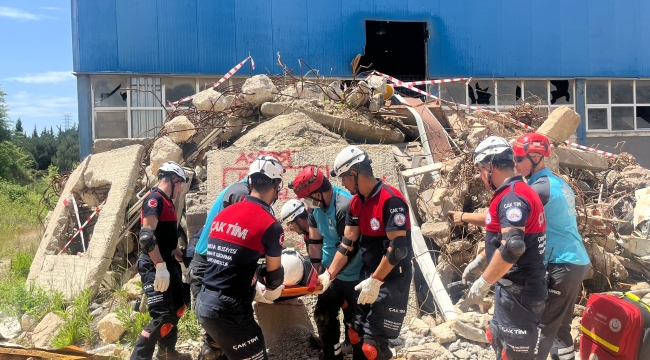 ÇAK-TİM'den başarılı deprem tatbikatı