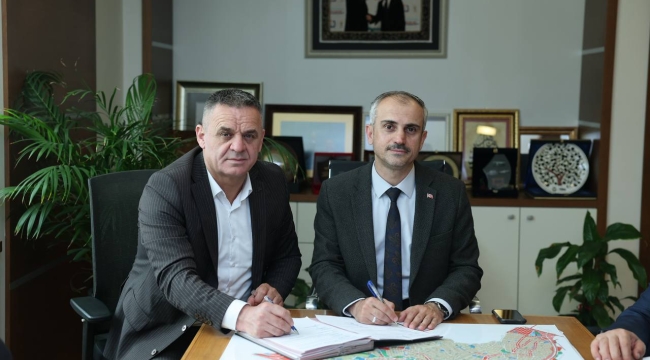 Çayırova Belediyesi'nde toplu iş sözleşmesi imzalandı