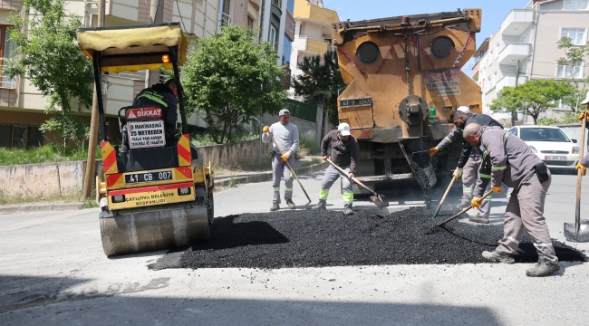 Çayırova Fen işleri ekiplerinden yoğun çalışma