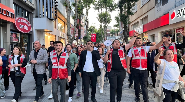 CHP Darıca, Pendik’teki mitinge yoğun bir kalabalıkla katılım sağladı