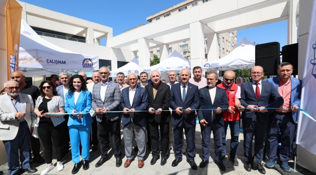 Gebze Belediyesi'nin "Bizim Yazarlar Kitap Tanıtım Günleri" Başladı