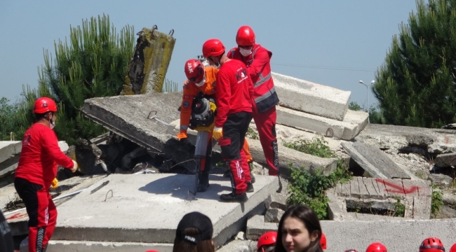 Kocaeli'de deprem tatbikatı; 2 bin 500 personel katıldı, 13 il destek verdi