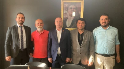 MHP Darıca'dan Erol Polat’a taziye ziyareti