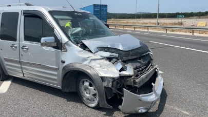 Kuzey Marmara Otoyolu’nda araç bariyere çarptı; 3 yaralı