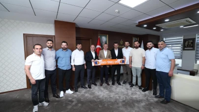 Darıca Türkelispor’dan Başkan Büyükakın’a ziyaret