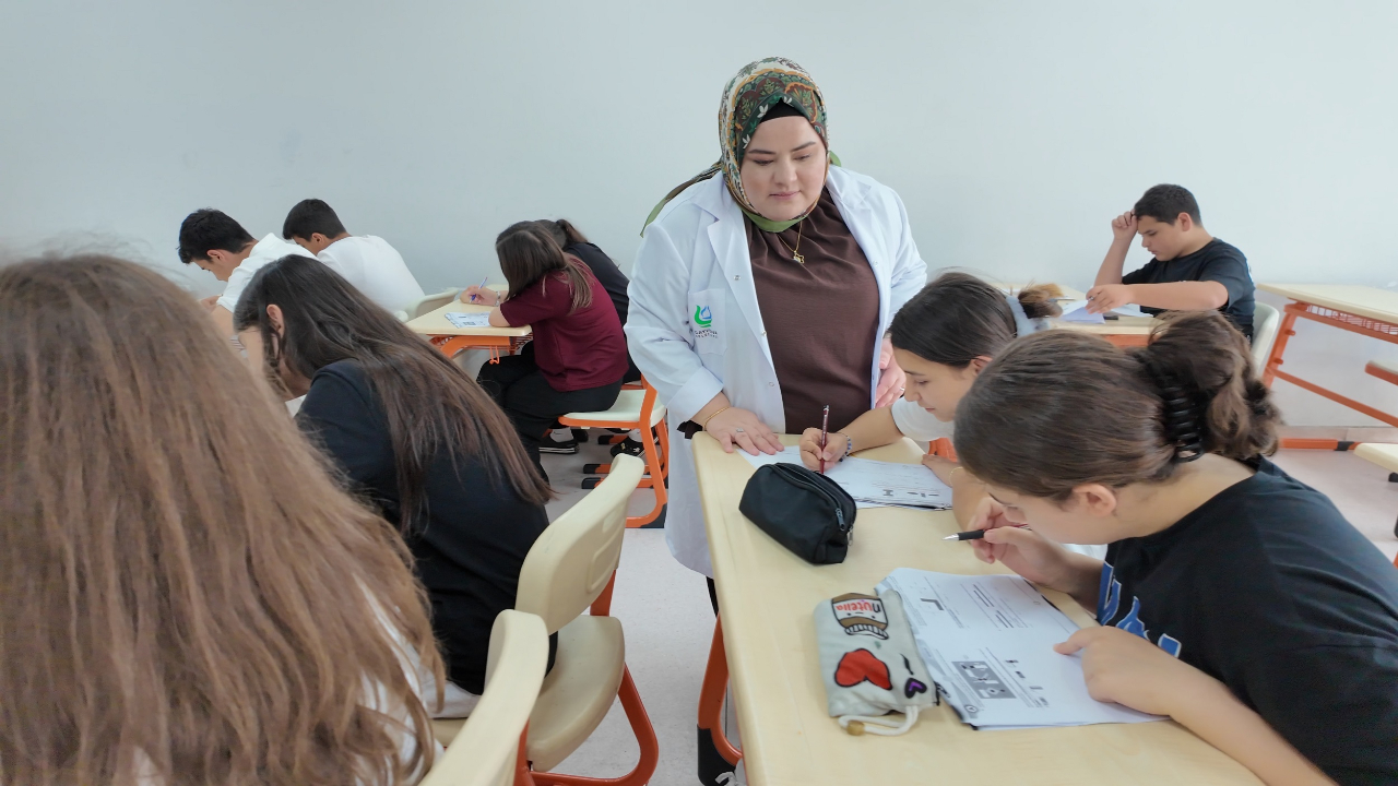 LGS’ye bilgi evlerinde hazırlandılar, hayalleri için gün sayıyorlar