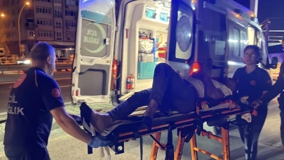 Tabela direğine çarpan kamyonun şoförü yaralandı