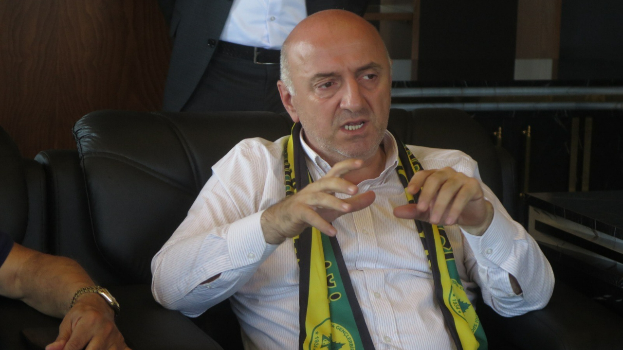 Başkan Bıyık: Darıca'nın yeri amatör değil profesyonel liglerdir!