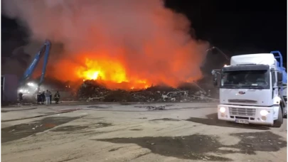 Hurda demir yangını 10 saattir devam ediyor !..