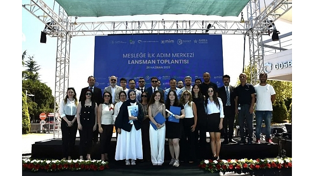 GOSB Teknopark'ta geleceği kodlayan gençler ilk sertifikalarını aldı!