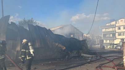 Darıca’da hurdacıda çıkan yangın atölyeye sıçradı