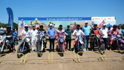 Büyükakın, motosikleti ile bu kez Enduro Şampiyonası’na katıldı