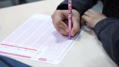 Üniversite hayali kuran gençlere Darıca Belediyesi’nden destek