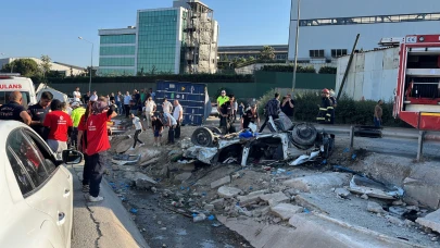 Dilovası’nda 2 otomobil ve TIR çarpıştı; ölü ve yaralılar var!
