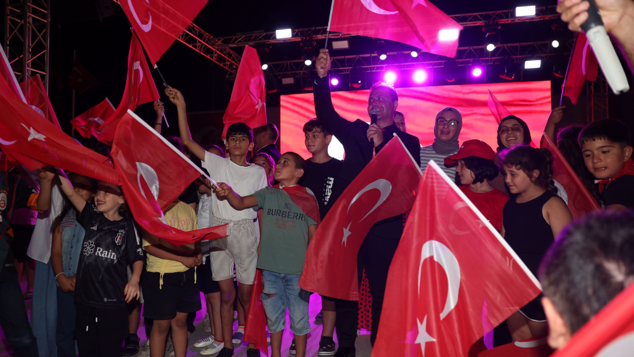 Darıca’da birlik yürüyüşü ve anma töreni düzenlendi
