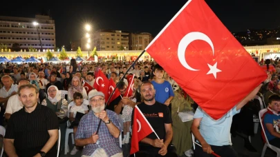7’den 77’ye demokrasi aşkı
