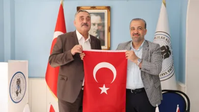 AK Partili Talus, Erzurumlular Vakfı’nı ziyaret etti
