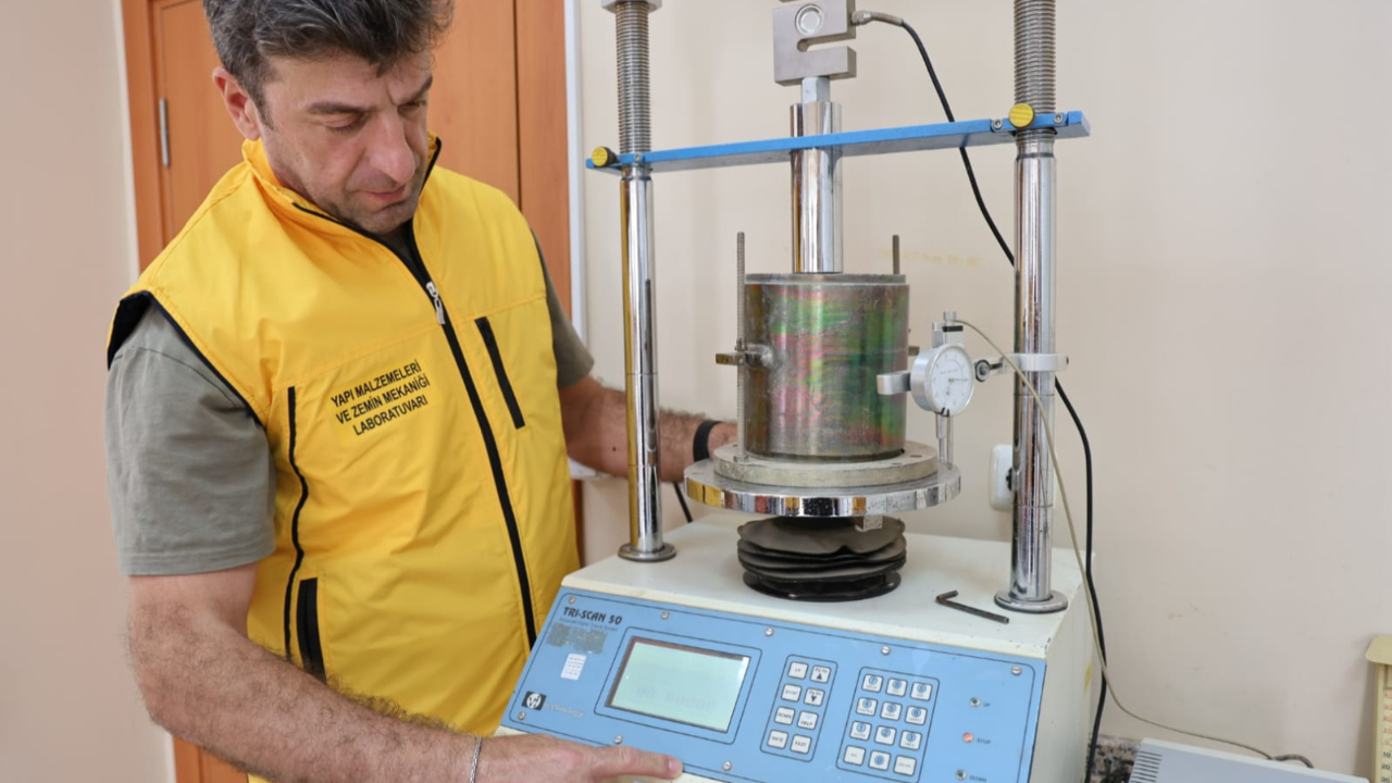 Büyükşehir’in laboratuvarına MARKA desteği