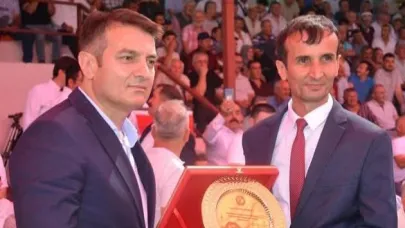 Bahattin Demircan'a bir teşekkür plaketi daha!