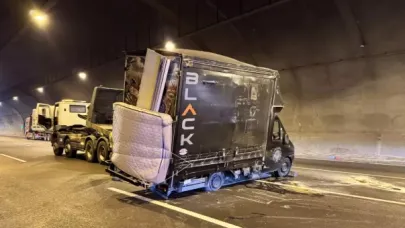 Kuzey Marmara Otoyolu’nda eşya yüklü kamyonet devrildi; 3 şerit kapandı