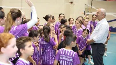 Başkan Büyükgöz'den Öğrencilere Moral Ziyareti