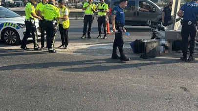 Bariyerlere çarpan motosikletin sürücüsü öldü