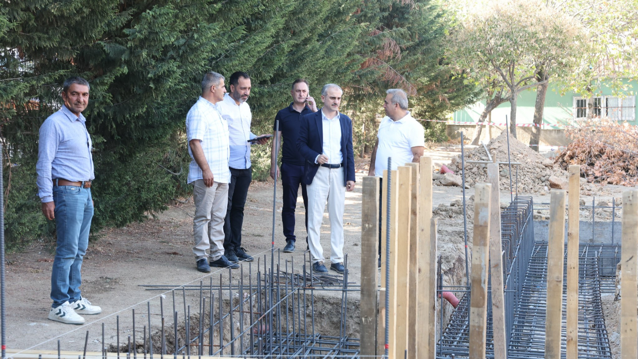 Çiftçi, e-sınav merkezi ve santral binası inşaatlarını inceledi