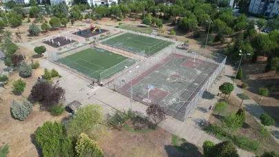 Park ve Bahçeler ekiplerinden çevre düzenleme çalışmaları