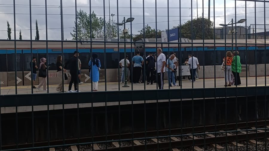 Marmaray Darıca ve Güzelyalı istasyonlarında intihar olayı meydana geldi!