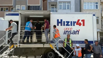 Darıca Belediyesi’nden depremzedelere sıcak yemek desteği