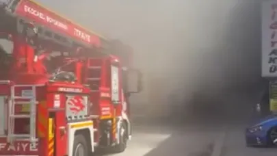 Kocaeli'de oto yedek parça dükkanında yangın