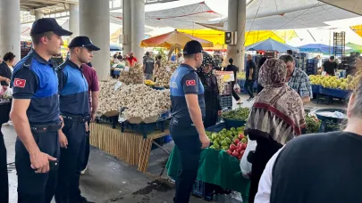 Gebze Zabıta’dan Mevlana Kapalı Pazar yerinde rutin denetim