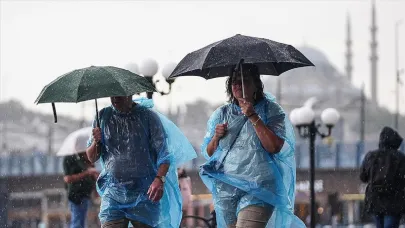 Meteoroloji'den kuvvetli rüzgar ve sağanak yağmur uyarısı!
