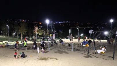 Darıca Millet Bahçesi’nde yaz akşamları bir başka yaşanıyor