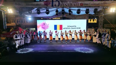 13’ncü İzmit Pişmaniye, Dans ve Müzik Festivaline muhteşem final