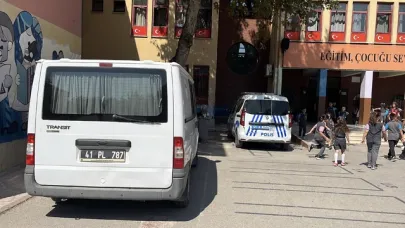 Kantinden ekler yiyen 5 öğrenci hastaneye kaldırıldı