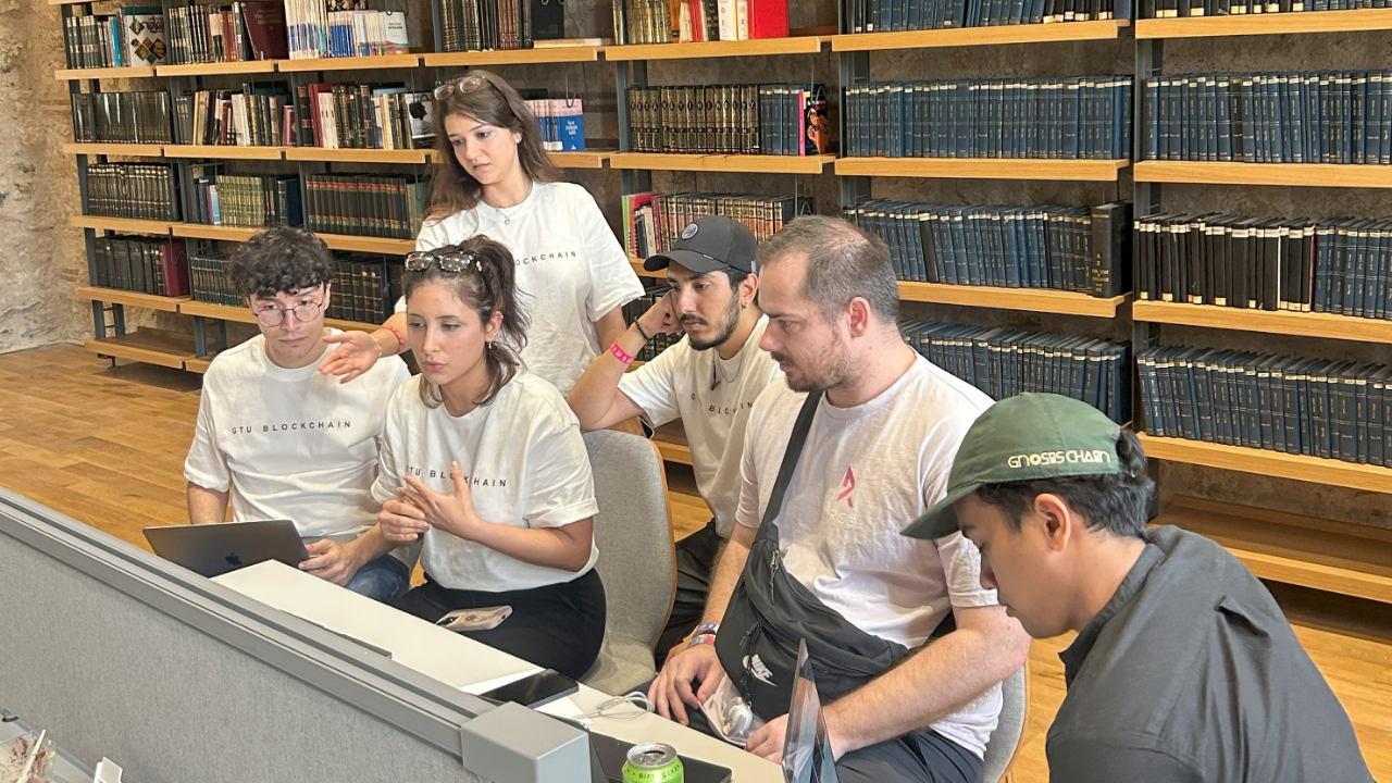 GTÜ öğrencileri, ETH İstanbul&#039;dan birinci döndü