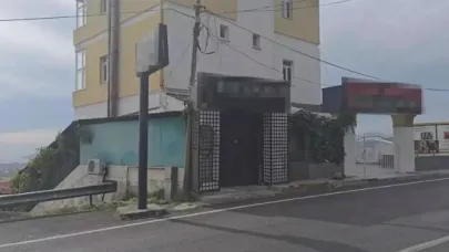 Çocuğunun yanında babayı darbeden şüphelinin Kartal'daki iş yeri kurşunlandı